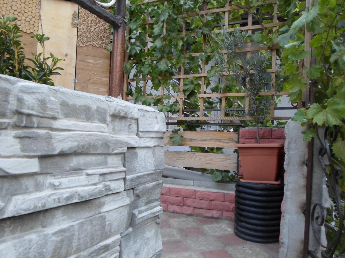 Cute&Tiny -5 Minutes Walk From Marjanishvili Metro Tbilisi Exterior photo