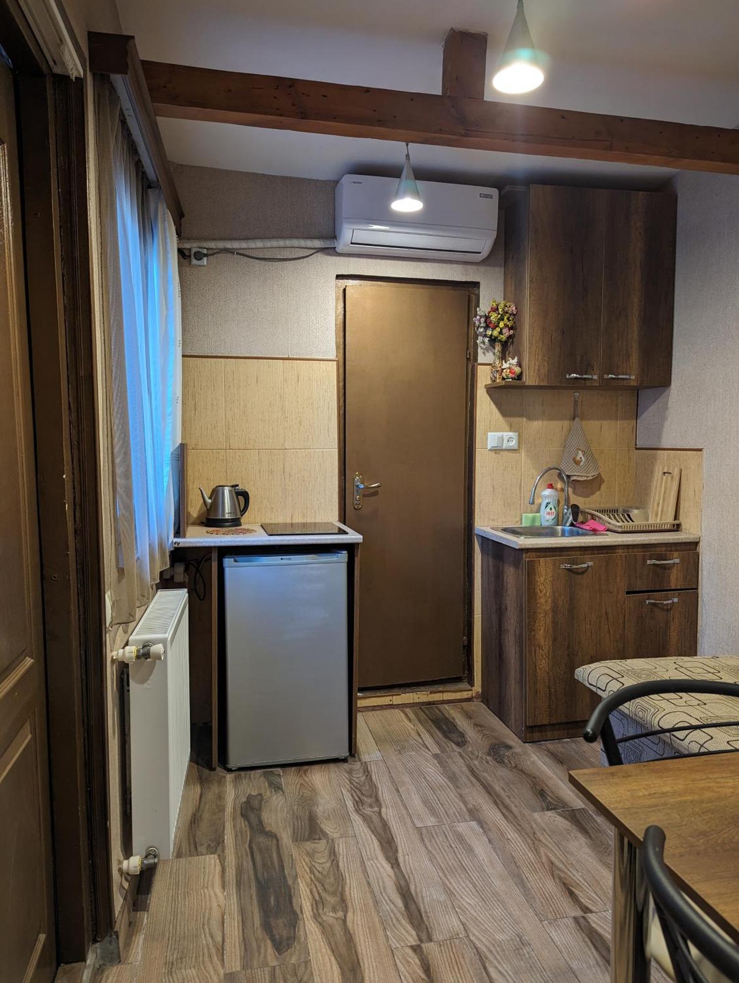 Cute&Tiny -5 Minutes Walk From Marjanishvili Metro Tbilisi Exterior photo